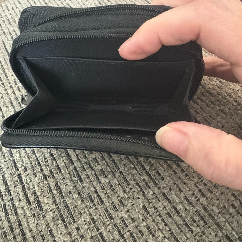 Buxton Solid Colored Black Pebbled Multi Card Wiz… - image 3